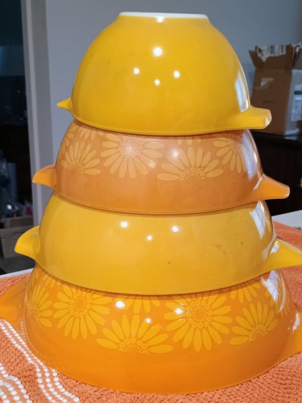 💛🌻💛VINTAGE PYREX DAISY SUNFLOWER CINDERELLA 4 BOWL SET